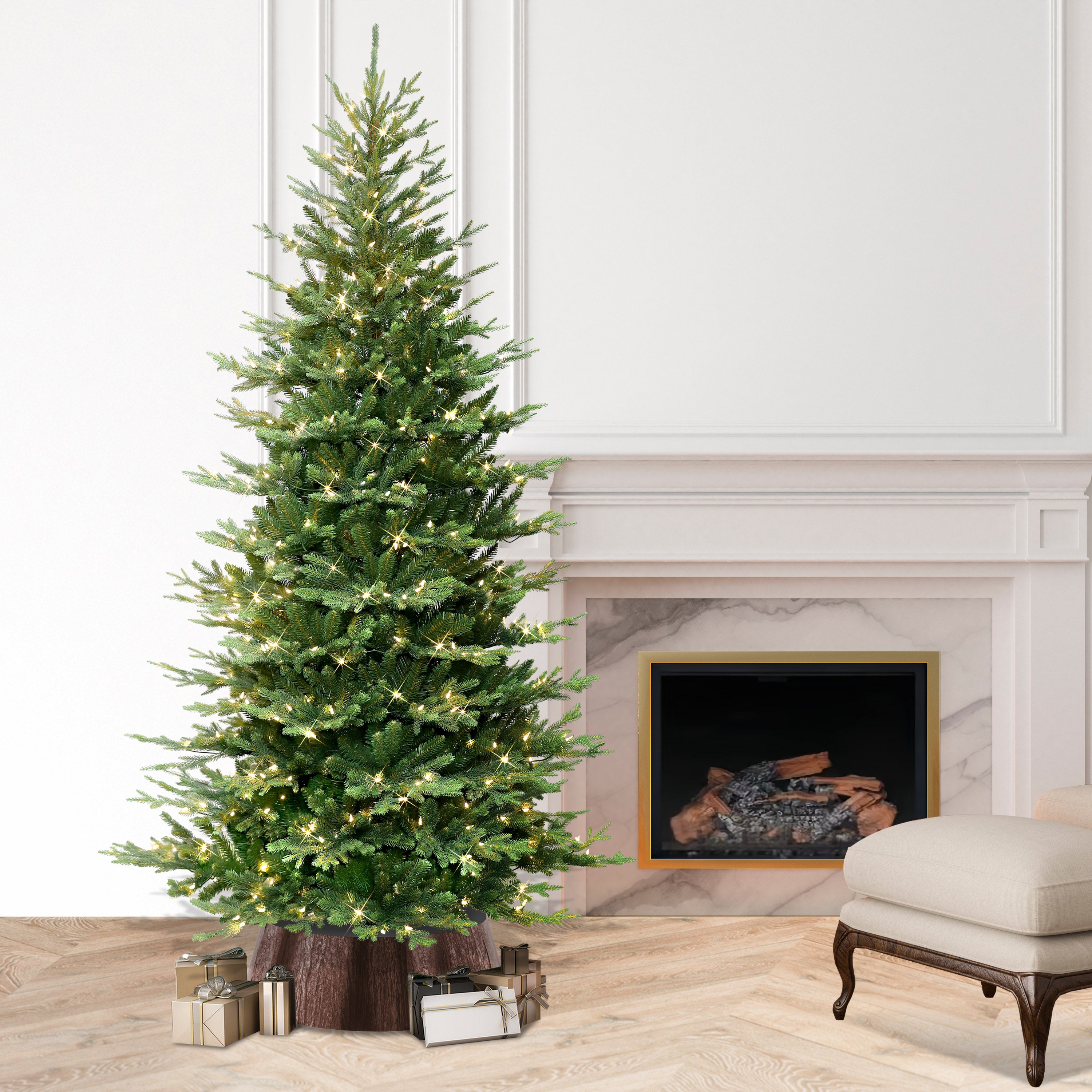7.5' Pre-Lit Slim Chatham Spruce Christmas Tree